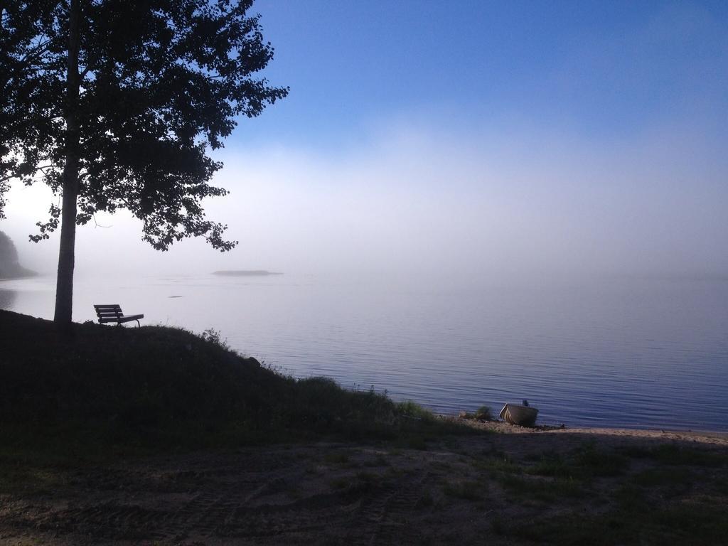 Отель Arctic Camping Finland Пелло Экстерьер фото